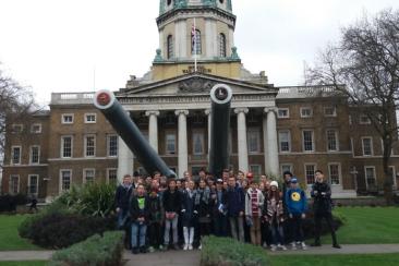 Vor dem Imperial War Museum London