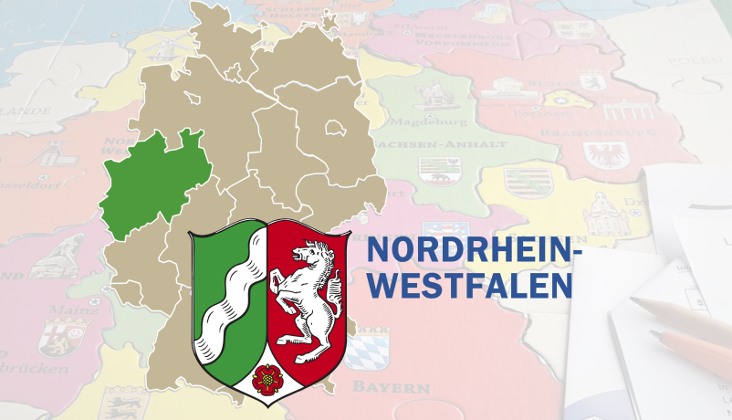 Deutschlandkarte mit hervorgehobenem Nordrhein-Westfalen und Landeswappen