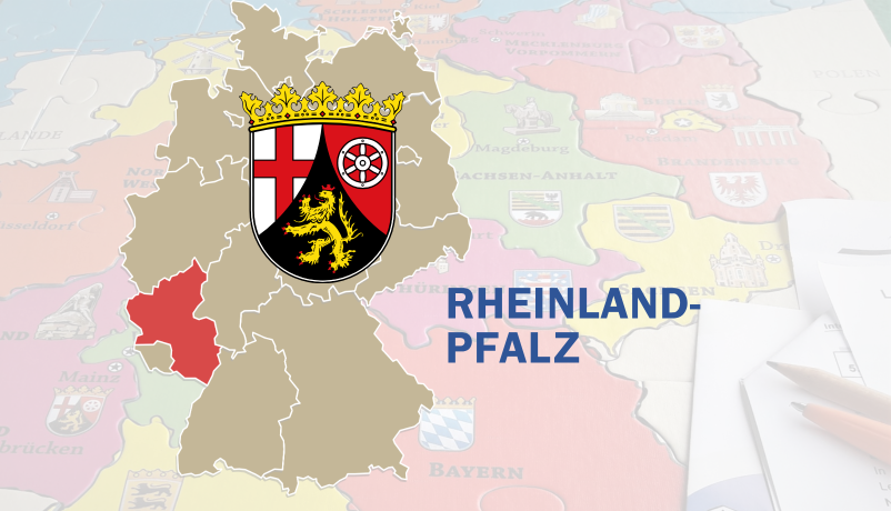Deutschlandkarte mit hervorgehobenem Rheinland-Pfalz und rheinland-pfälzischem Landeswappen