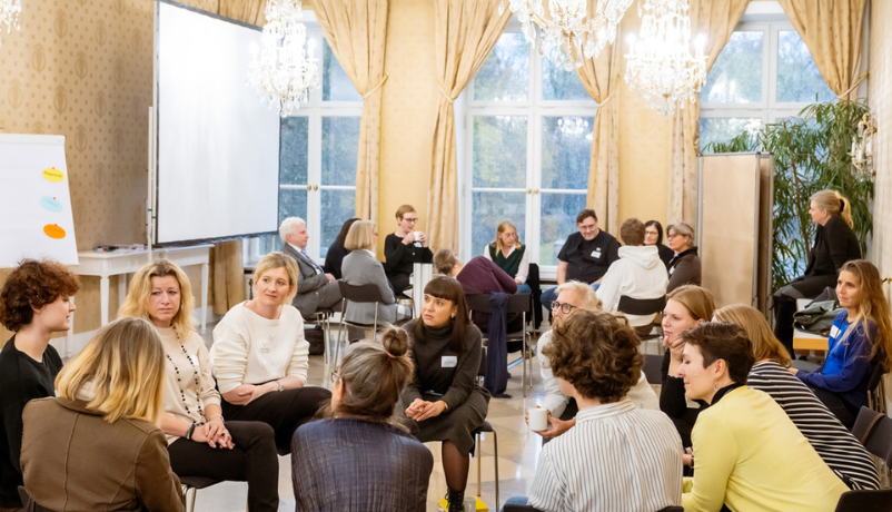 Internationale Bildung in Zeiten gesellschaftlicher Spannungen - 3. Fachkonferenz Jugend- und Schüleraustausch Internationale Bildung in Zeiten gesellschaftlicher Spannungen - 3. Fachkonferenz Jugend- und Schüleraustausch