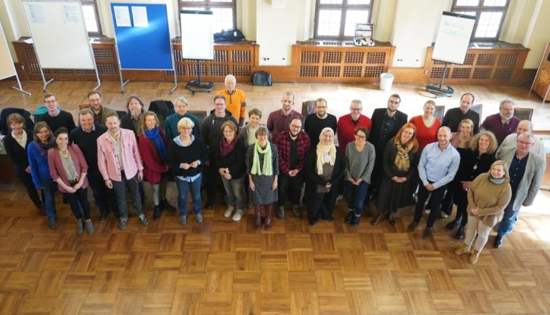 Teilnehmerinnen und Teilnehmer an der Sitzung des Stiftungsnetzwerks Bildung in Sachsen, Sachsen-Anhalt und Thüringen