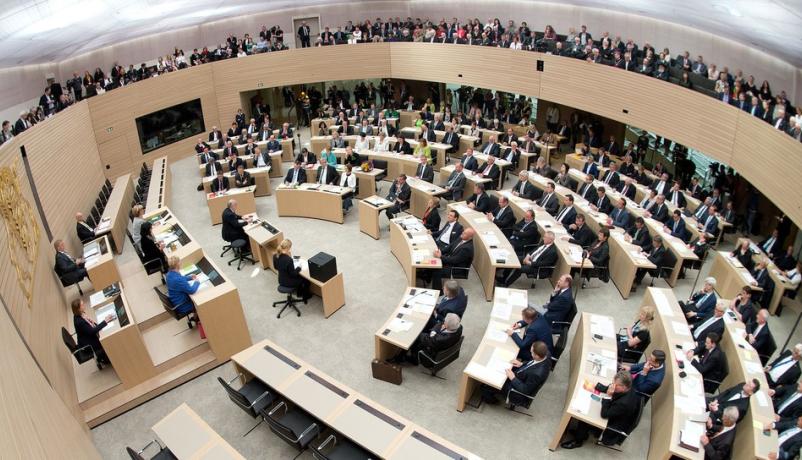 Sitzung im neuen Landtag Baden-Württemberg