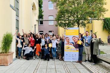 Schule:Global - Gruppenfoto Netzwerktreffen