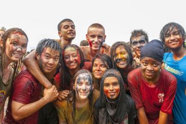 Schülerinnen und Schüler am UWC Mahindra