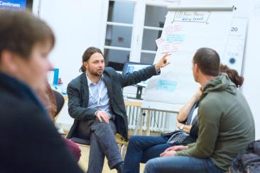 Michael Teffel als Workshopleiter beim DPJW Austauschlabor