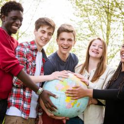 Schule: Global