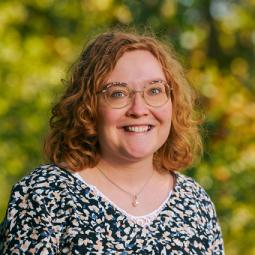 Portrait Louisa Polowy (Koordinierungszentrum Tandem)